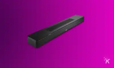 Render of the bose smart soundbar 600 on a purple background